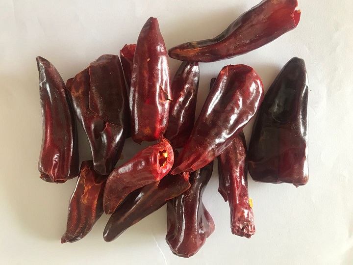 Whole chilli